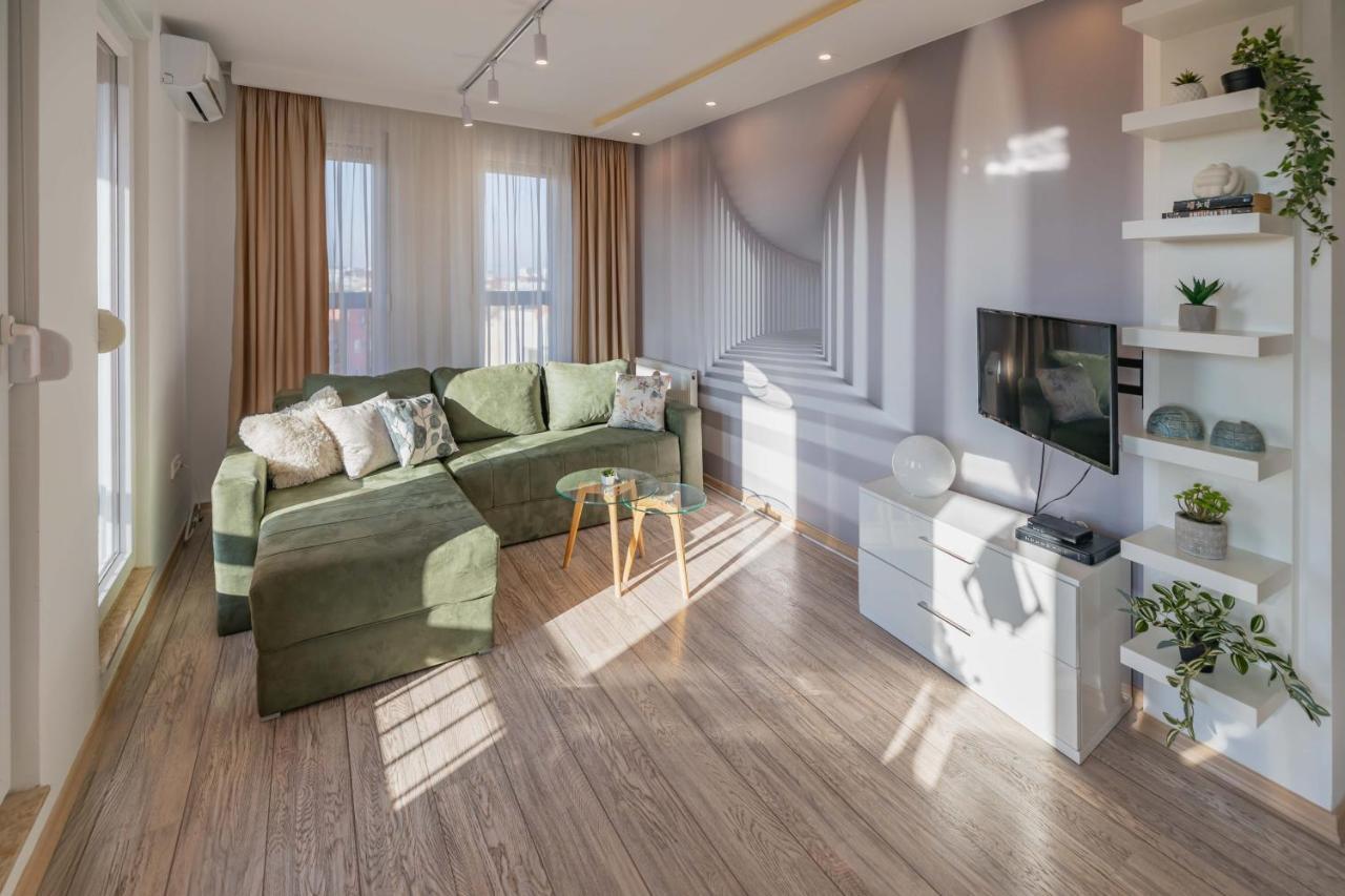 Bella Apartment โนวีซาด ภายนอก รูปภาพ