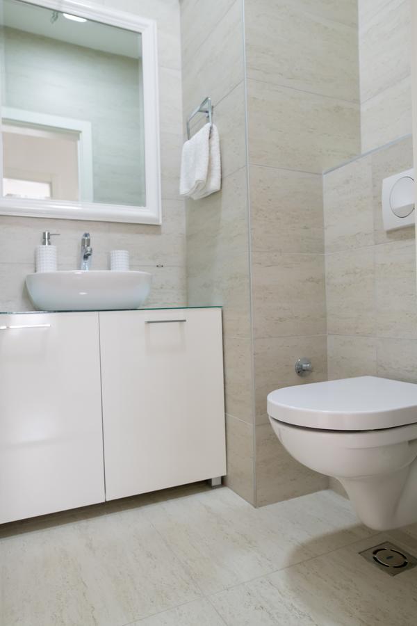 Bella Apartment โนวีซาด ภายนอก รูปภาพ
