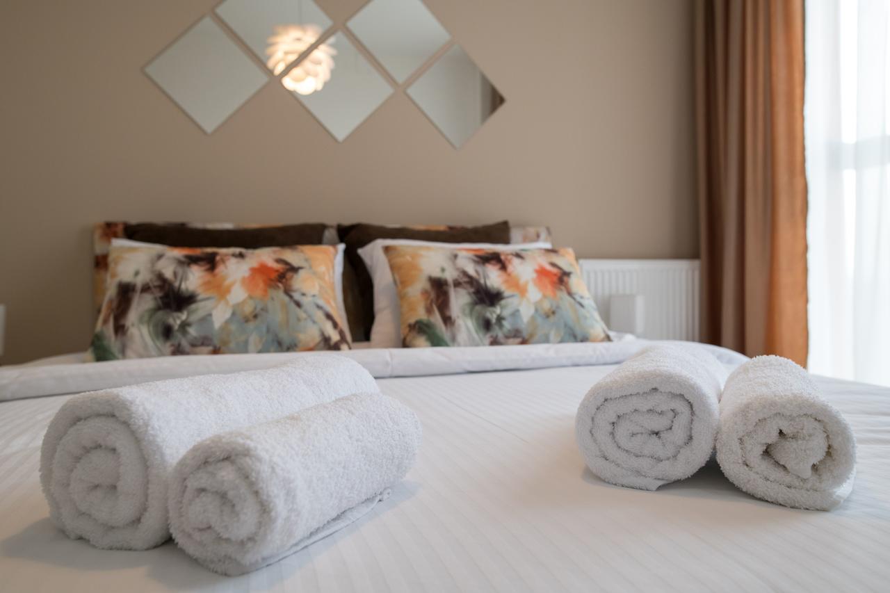 Bella Apartment โนวีซาด ภายนอก รูปภาพ